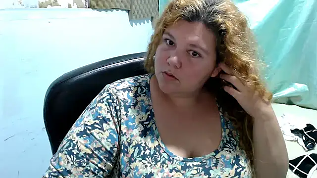 Snapshot of squirt322bbw chatting on April 16, 2026, 6:41 pm squirt322bbw online show from April 16, 2026, 6:41 pm