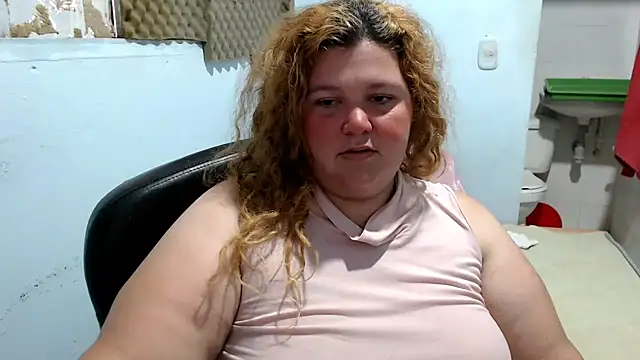 Snapshot of squirt322bbw chatting on April 18, 2026, 4:11 pm squirt322bbw online show from April 18, 2026, 4:11 pm