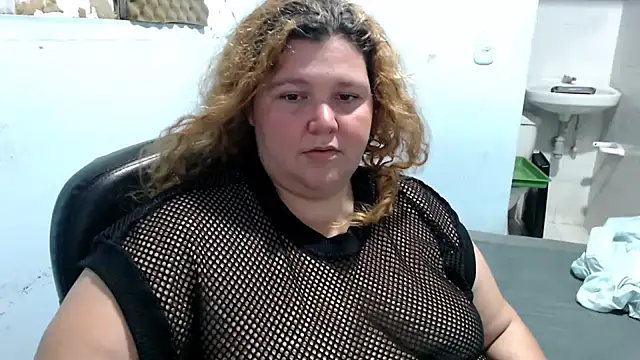 Snapshot of squirt322bbw chatting on May 9, 2026, 2:50 am squirt322bbw online show from May 9, 2026, 2:50 am