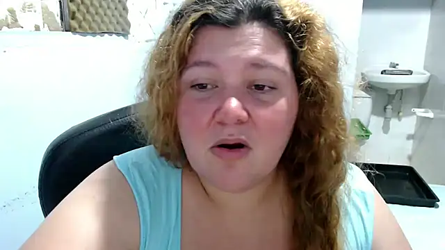 Snapshot of squirt322bbw chatting on May 18, 2026, 4:07 am squirt322bbw online show from May 18, 2026, 4:07 am