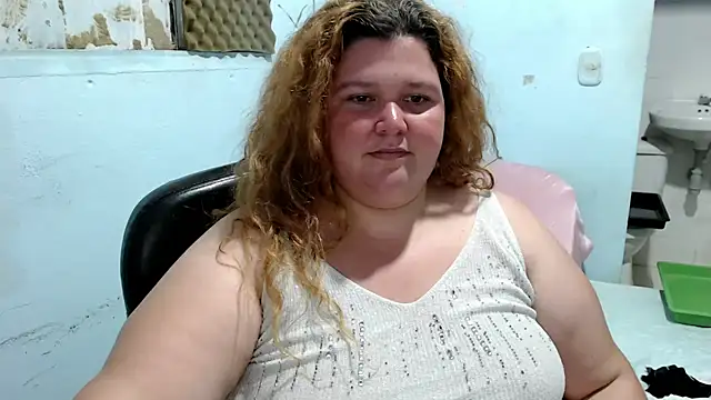 Snapshot of squirt322bbw chatting on May 25, 2026, 3:23 am squirt322bbw online show from May 25, 2026, 3:23 am
