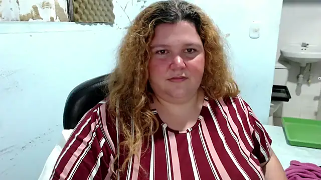 Snapshot of squirt322bbw chatting on May 29, 2026, 2:42 am squirt322bbw online show from May 29, 2026, 2:42 am