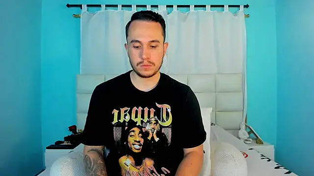 juan  jimenez online show from November 24, 2025, 1:49 am