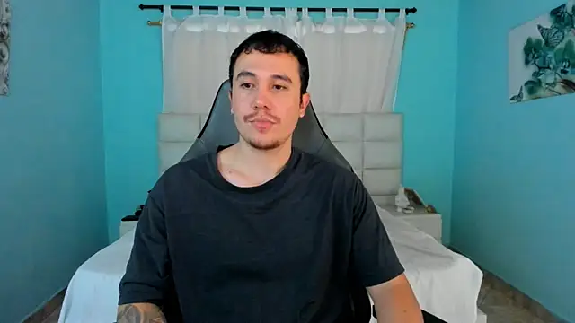 Snapshot of juan__jimenez chatting on April 10, 2026, 8:24 pm juan jimenez online show from April 10, 2026, 8:24 pm
