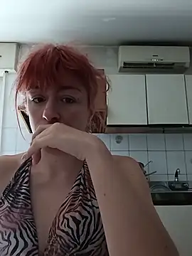 Snapshot of Annarella_Pika chatting on July 1, 2026, 12:29 pm Annarella Pika online show from July 1, 2026, 12:29 pm