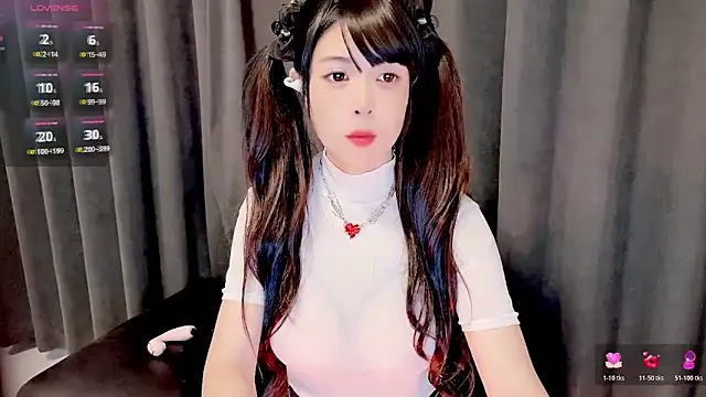 candy-yiyi online show from June 3, 2026, 12:57 am