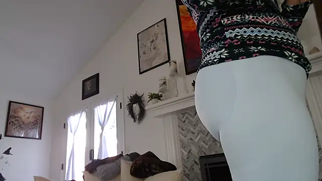 Snapshot of AuroraWillows chatting on November 1, 2025, 4:42 pm AuroraWillows online show from November 1, 2025, 4:42 pm