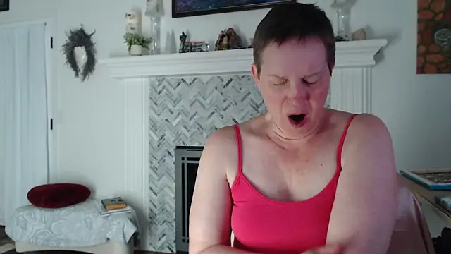 AuroraWillows online show from March 4, 2026, 3:23 am