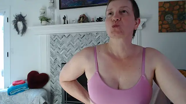AuroraWillows online show from May 21, 2026, 2:35 pm