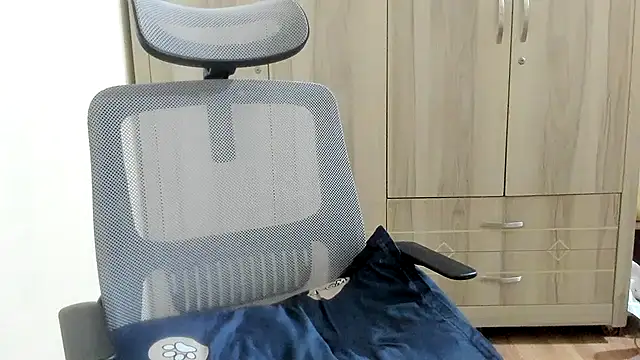 Snapshot of Beauty_Asian_Tina chatting on February 15, 2025, 12:59 am Beauty Asian Tina online show from February 15, 2025, 12:59 am