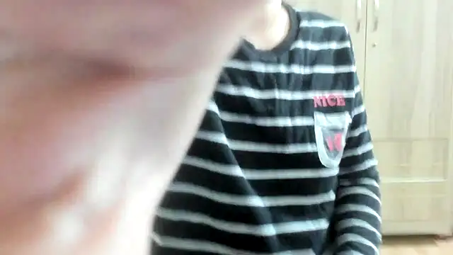 Snapshot of Beauty_Asian_Tina chatting on March 11, 2025, 1:16 am Beauty Asian Tina online show from March 11, 2025, 1:16 am