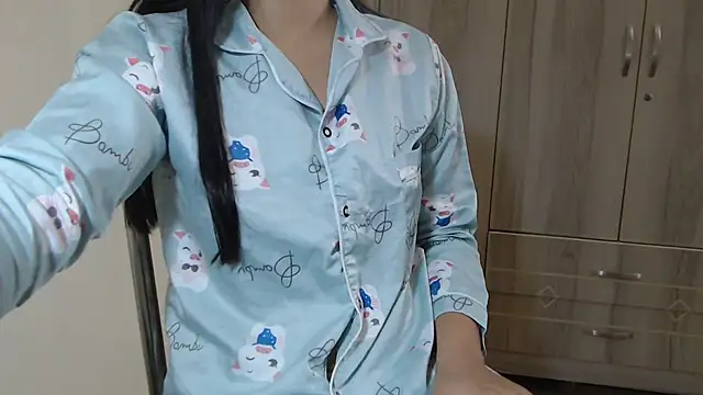 Snapshot of Beauty_Asian_Tina chatting on March 20, 2025, 1:46 am Beauty Asian Tina online show from March 20, 2025, 1:46 am