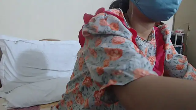 Snapshot of Beauty_Asian_Tina chatting on January 14, 2026, 2:39 am Beauty Asian Tina online show from January 14, 2026, 2:39 am