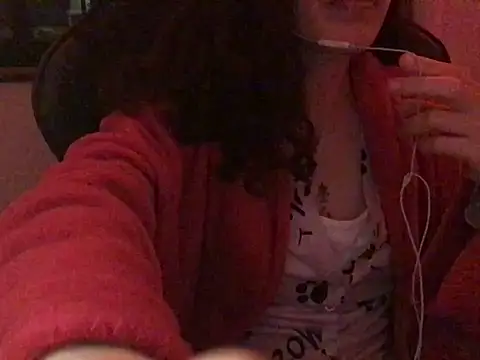 YumieCp online show from February 25, 2025, 10:15 am