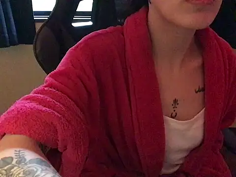 YumieCp online show from March 8, 2025, 8:33 am