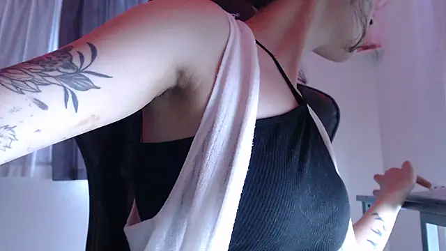 YumieCp online show from October 7, 2025, 2:53 am