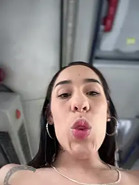   IRIS   online show from February 10, 2025, 7:28 pm