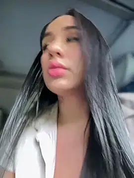 Snapshot of __IRIS__ chatting on April 30, 2026, 1:50 pm IRIS online show from April 30, 2026, 1:50 pm
