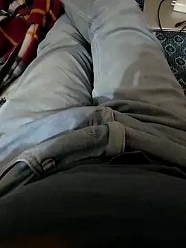 Snapshot of indianbluesky chatting on December 17, 2025, 12:33 pm indianbluesky online show from December 17, 2025, 12:33 pm