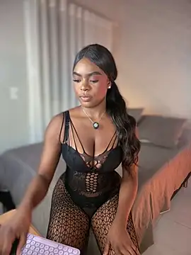 Snapshot of shannol_ryan chatting on February 17, 2026, 12:40 am shannol ryan online show from February 17, 2026, 12:40 am