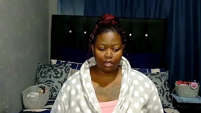 Snapshot of caramelbooty69 chatting on May 15, 2026, 1:12 am caramelbooty69 online show from May 15, 2026, 1:12 am