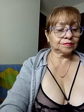 nicoltatiana  online show from January 15, 2025, 2:06 am