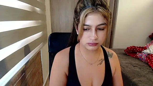 sara2520 online show from July 27, 2026, 12:56 pm