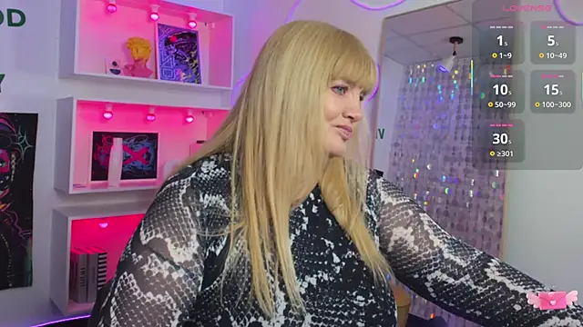 NicoleKind online show from February 10, 2026, 5:22 am