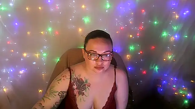 Snapshot of Victoria_Marks chatting on June 15, 2026, 12:18 pm Victoria Marks online show from June 15, 2026, 12:18 pm