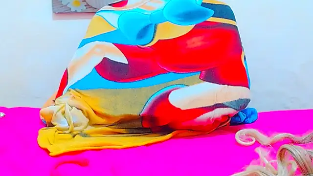 Snapshot of Camilexxx chatting on February 19, 2026, 3:41 pm Camilexxx online show from February 19, 2026, 3:41 pm