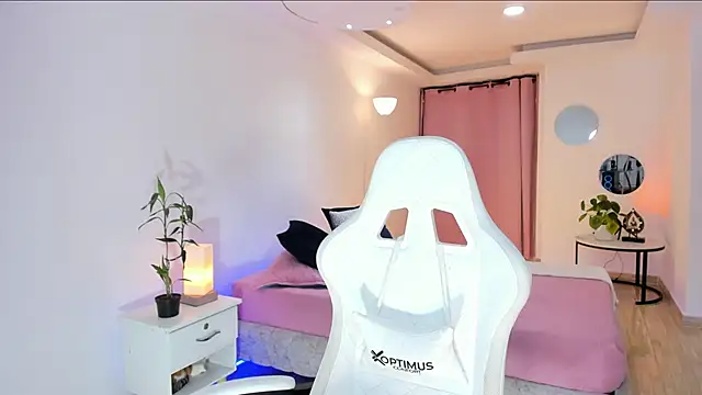 carleee winter online show from March 6, 2026, 12:18 am