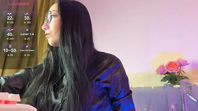 Jinhee Noir online show from December 1, 2025, 10:42 am