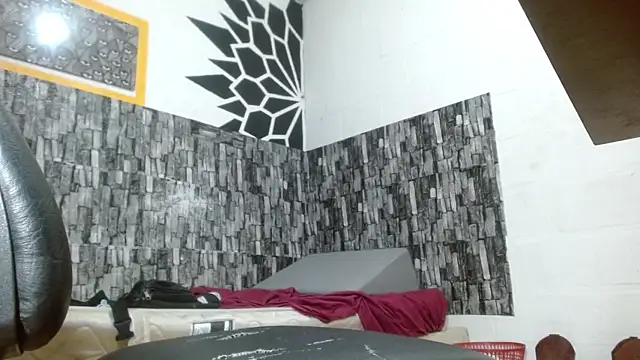 stripnolimits online show from May 10, 2026, 12:38 am