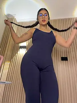 Sarasanders 4 online show from January 7, 2026, 3:42 am