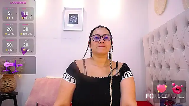 MIchelMomet online show from January 28, 2025, 12:43 pm