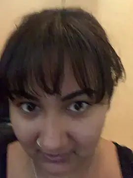 Snapshot of Madsion23 chatting on February 7, 2025, 9:37 am Madsion23 online show from February 7, 2025, 9:37 am