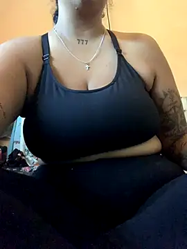 Snapshot of Madsion23 chatting on October 14, 2025, 8:37 am Madsion23 online show from October 14, 2025, 8:37 am