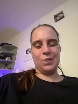 LadyChantale online show from April 13, 2026, 6:19 am