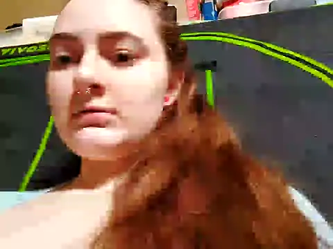 Snowbunnycake 131 online show from February 2, 2025, 7:41 am