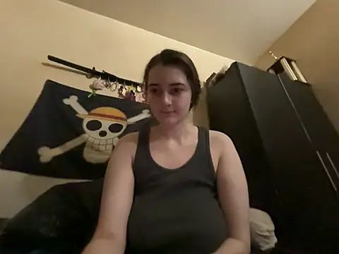 Snapshot of Snowbunnycake_131 chatting on July 9, 2026, 8:24 pm Snowbunnycake 131 online show from July 9, 2026, 8:24 pm