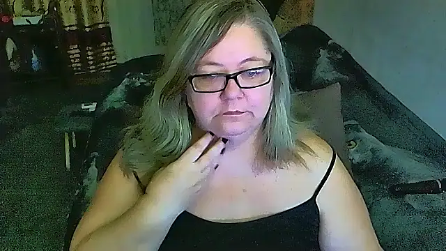 Snapshot of sex2 chatting on December 4, 2025, 11:35 pm sex2 online show from December 4, 2025, 11:35 pm