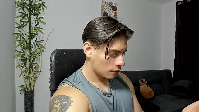 Giordano Russo online show from February 26, 2025, 10:09 pm