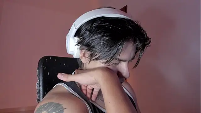 Giordano Russo online show from November 17, 2025, 10:26 pm