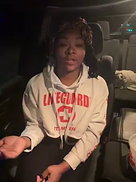 HaloRodeoLover2 online show from March 26, 2026, 5:35 am