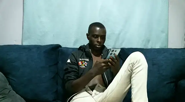 Snapshot of reezly chatting on February 4, 2025, 10:45 pm reezly online show from February 4, 2025, 10:45 pm