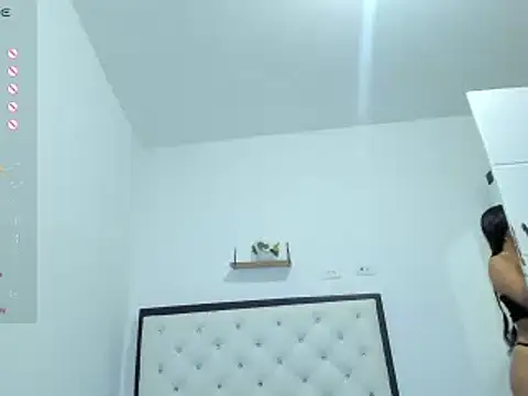 CuteLatinaxx online show from December 6, 2024, 12:38 pm