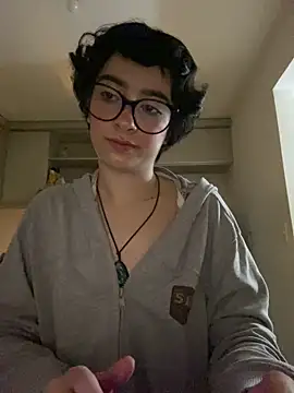  Lunnaa  online show from April 1, 2026, 1:06 am