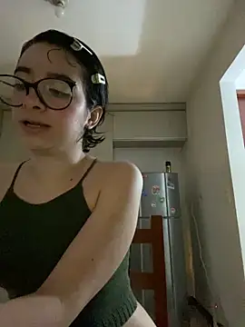  Lunnaa  online show from April 12, 2026, 12:37 am