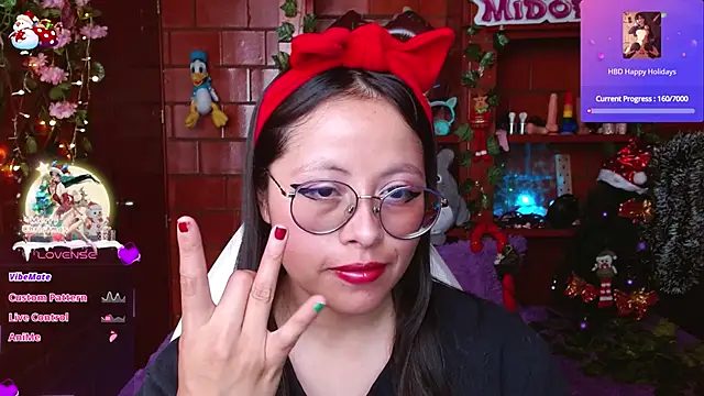 MidoriQuiinn online show from December 13, 2025, 7:53 pm