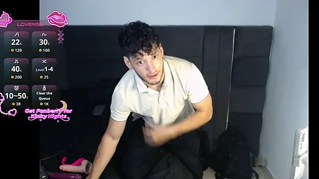 alejandro  2 online show from April 8, 2026, 6:41 pm